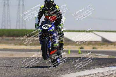 media/Aug-03-2025-TrackDaz (Sun) [[bf4a71acf9]]/A Group/12pm (Wheelie Bump)/
